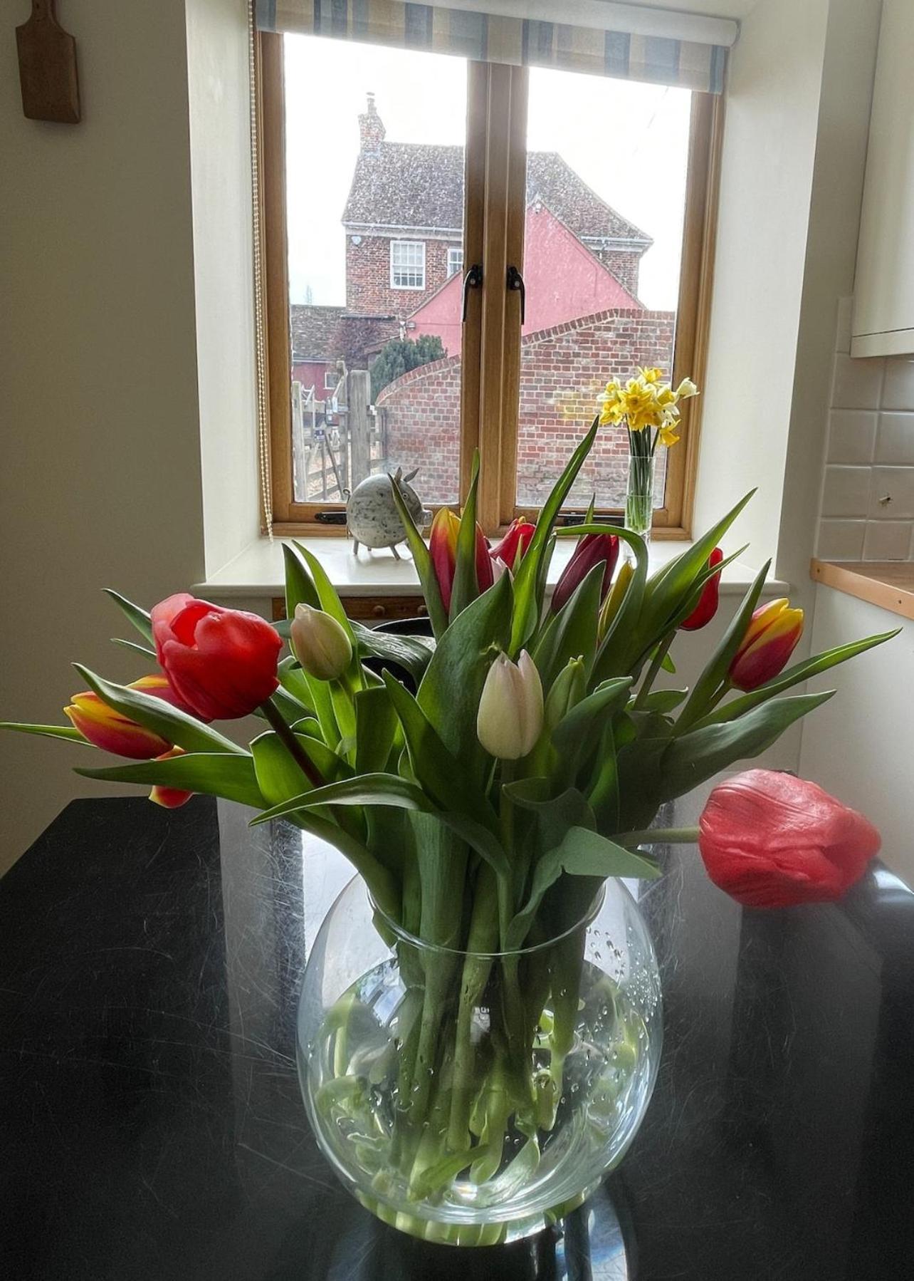 Pretty In Charming Peaceful Village - Easy Commute To - Homehost * Cambridge